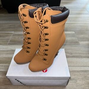 Women's Tan Lace-Up Boots